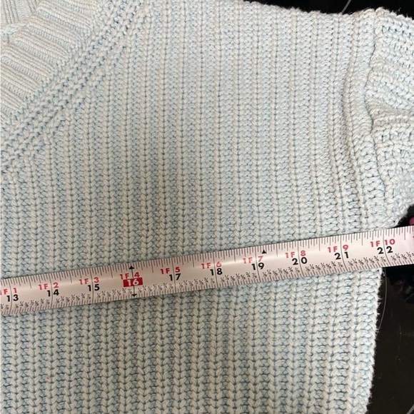 Hollister Women's V-Neck Sweater in Light Blue XS - Picture 5 of 6